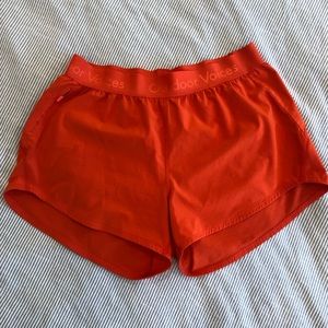 outdoor voices relay shorts - bright orange